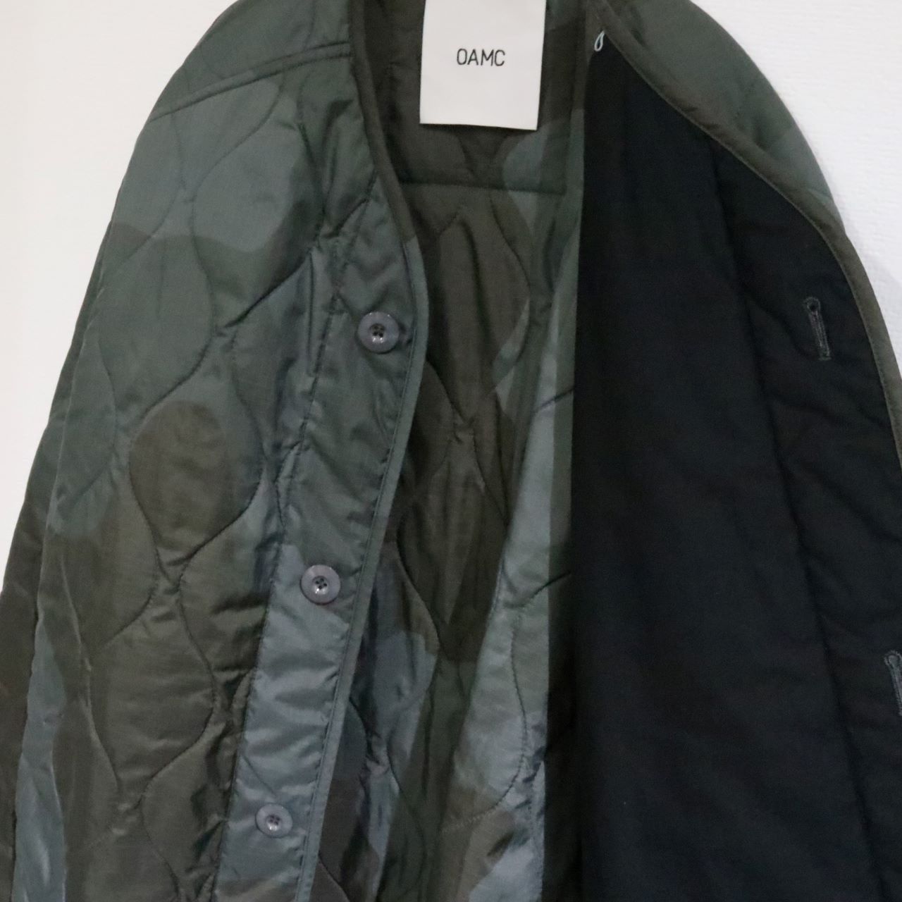 中古A】OAMC オーエーエムシー S メンズ キルティングジャケット 迷彩 