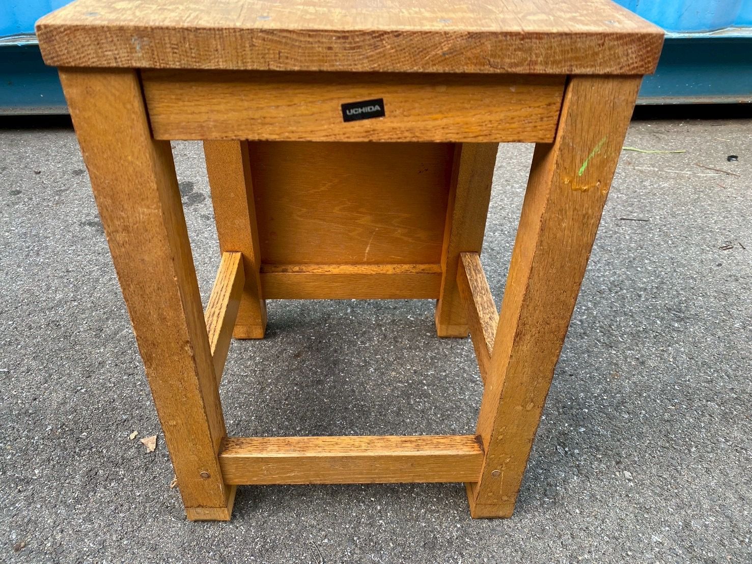 □アンティーク 椅子 図工室の椅子 販売 木製椅子 角 スツール