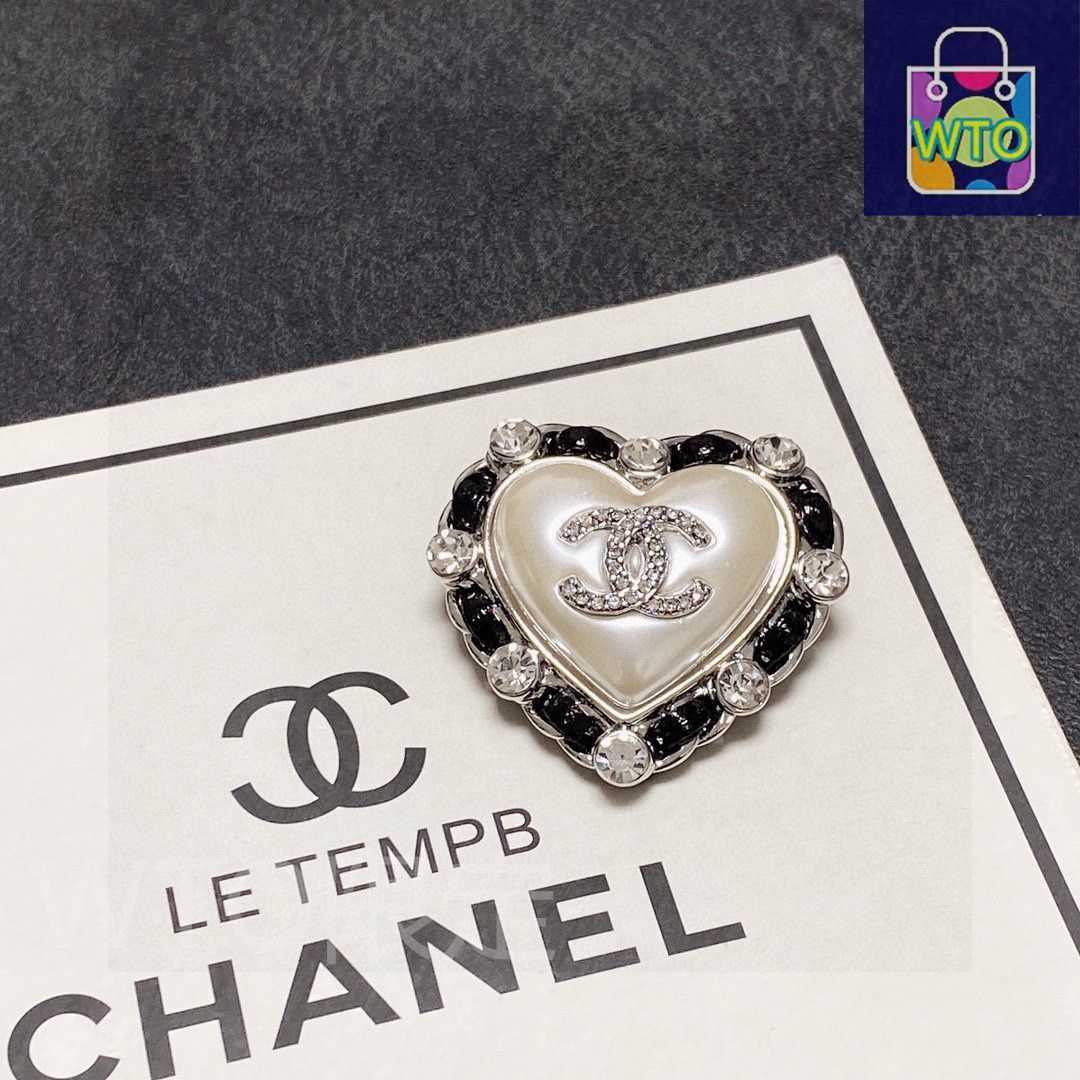 今日特価】Chanel シャネル 新入荷 シルバー & ブラックレザー