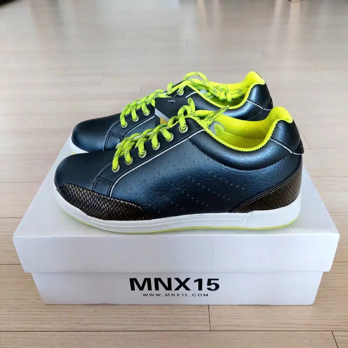 mnx15