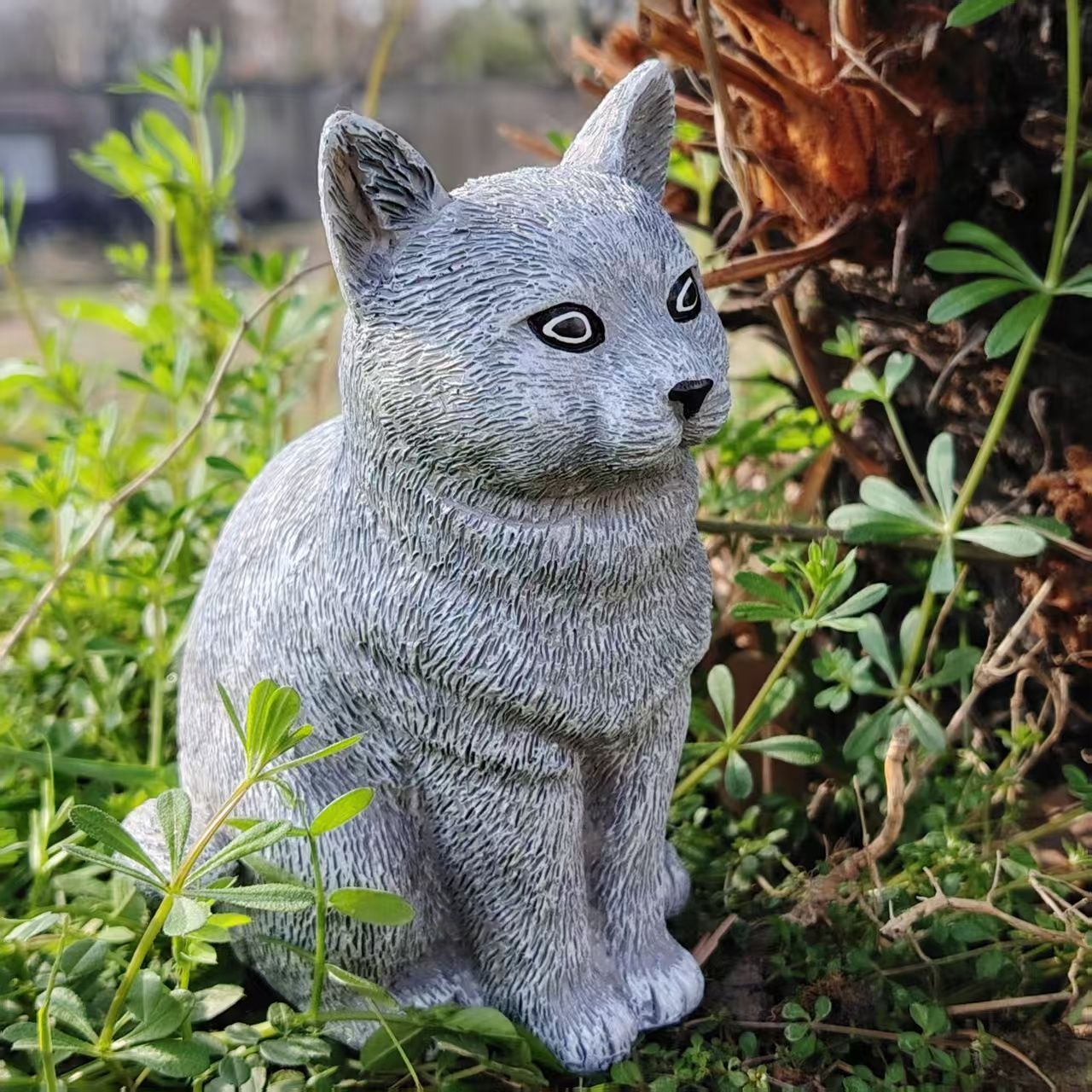 ミニチュア 置物 お座りする猫 グレー リアル 14cm ネコ 樹脂像