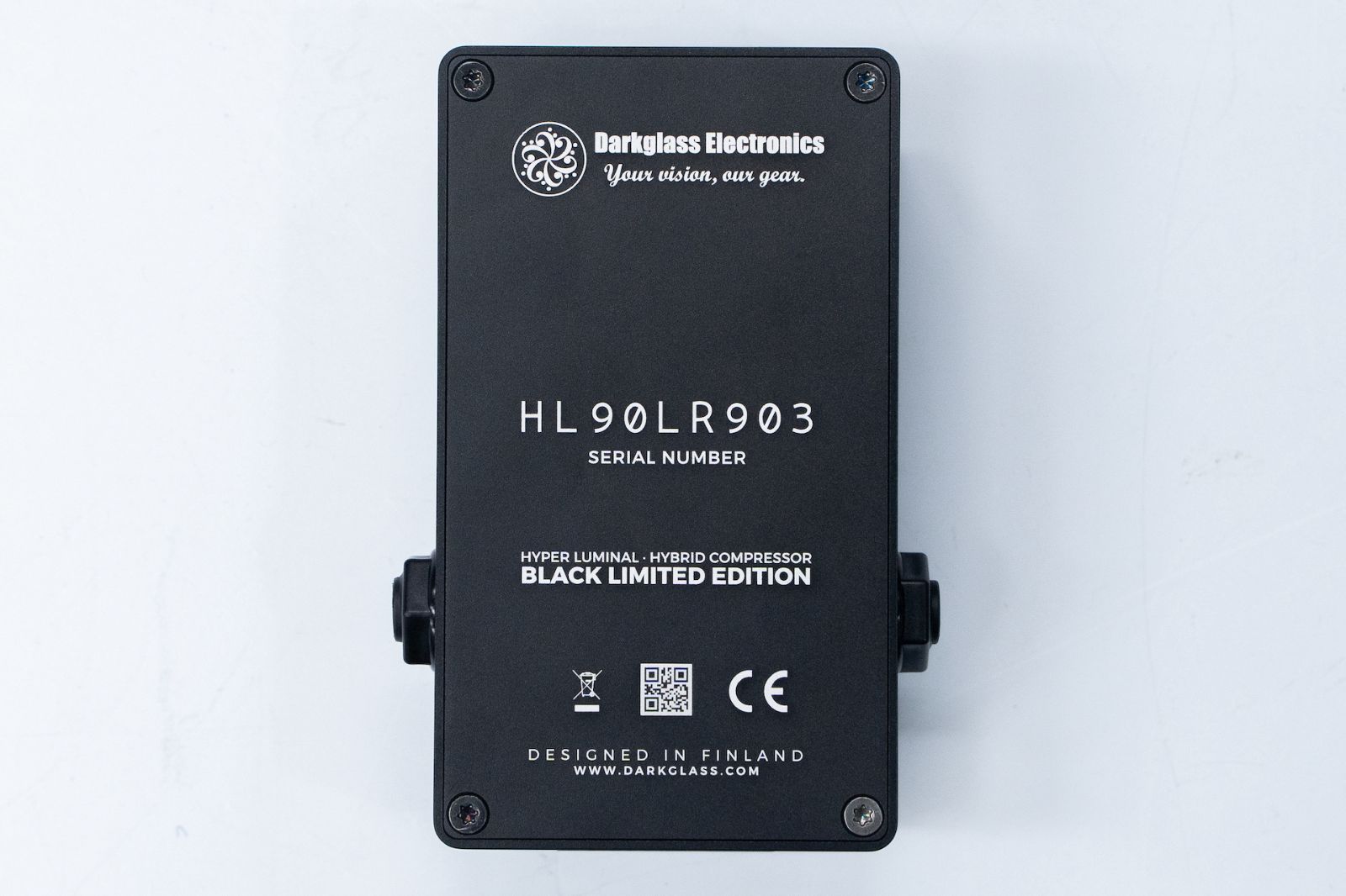 【限定品】Darkglass Hyper Luminal BLACK Darkglass Hyper Luminal Hybrid Compressor Ltd - Black