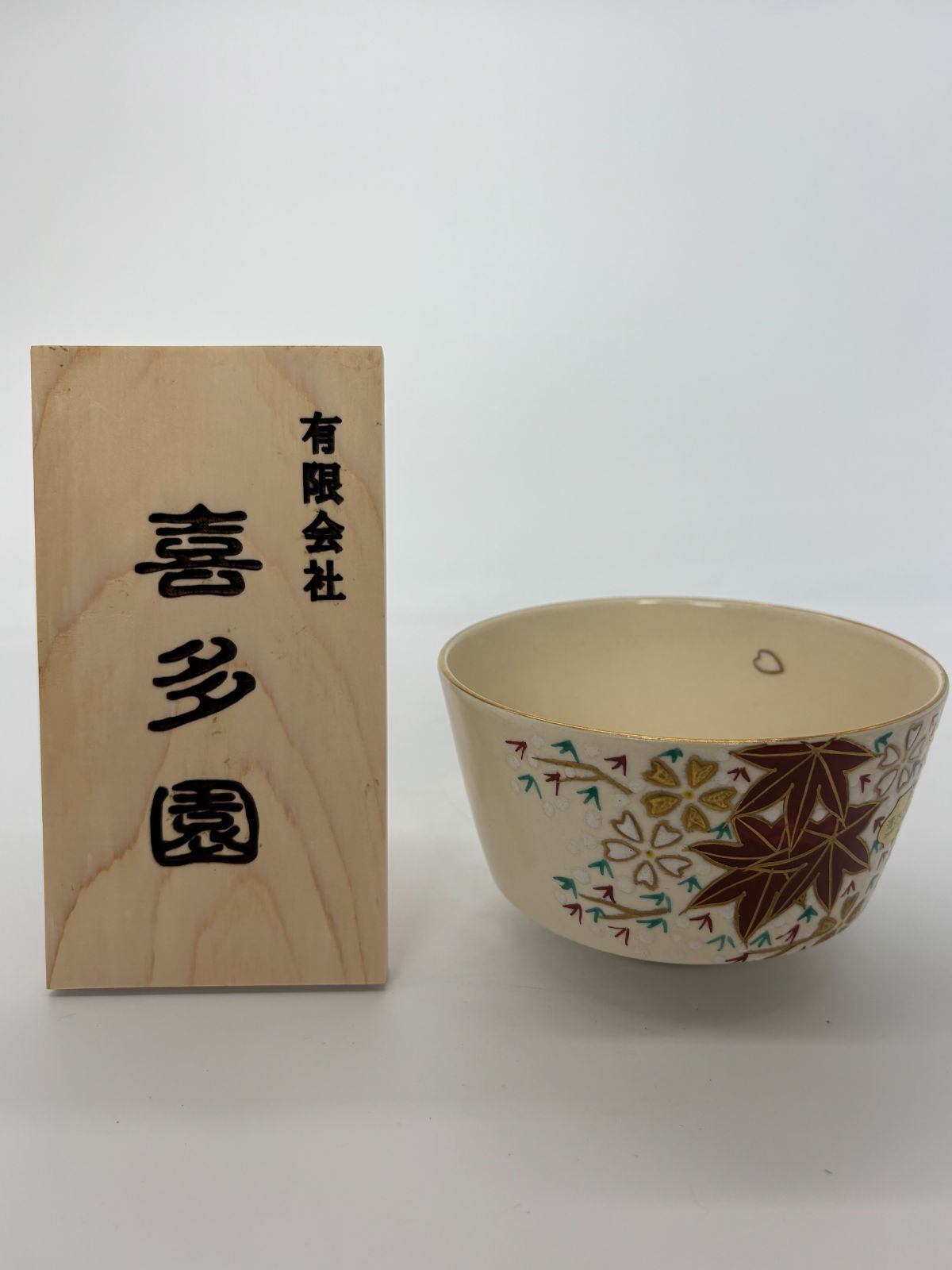 アルパカ素材ベージュ ニットボタン付きストール