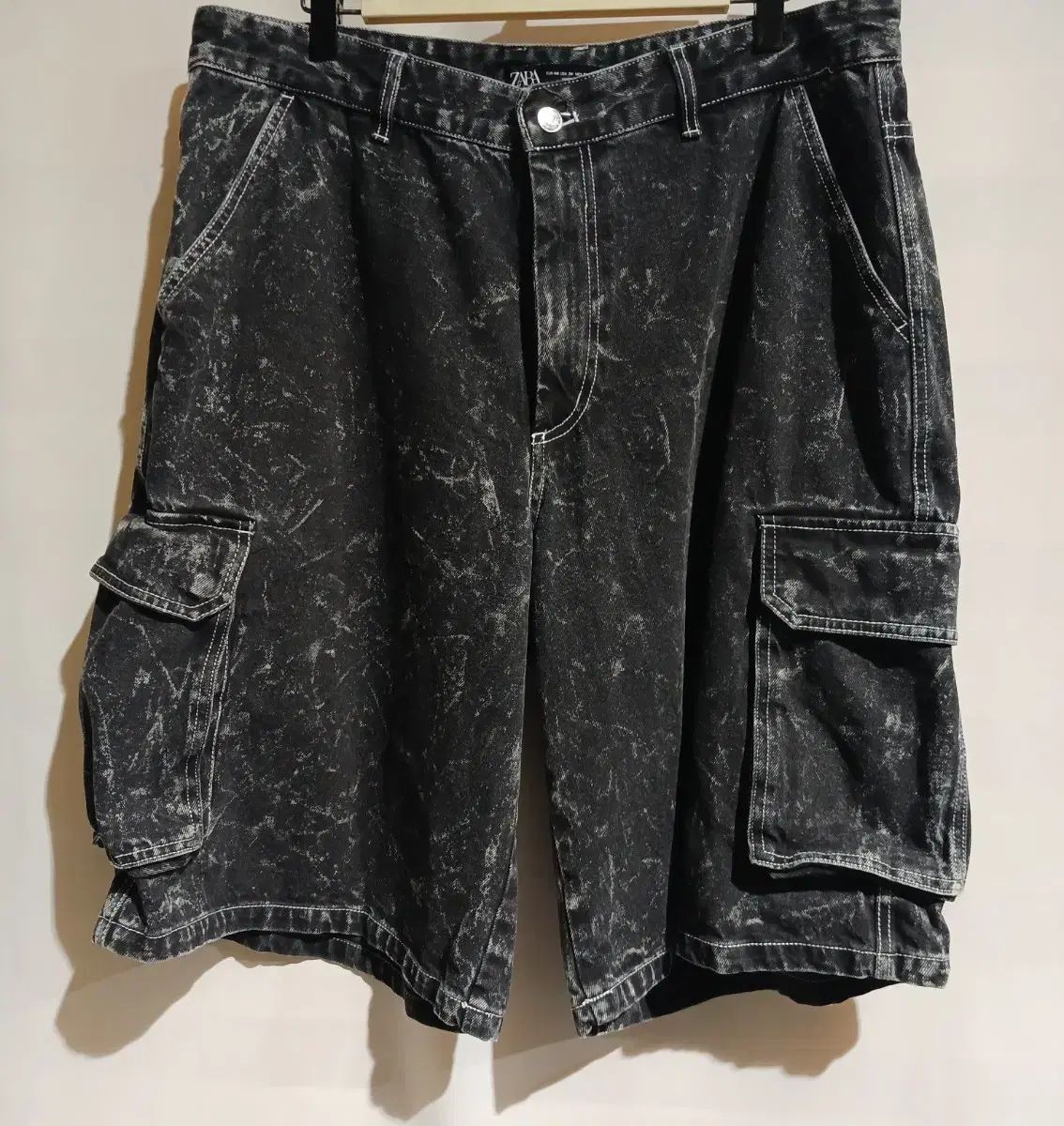 ZARAショーツ ZARA - ☆ZARA ザラ テープライン スウェット ハーフパンツ