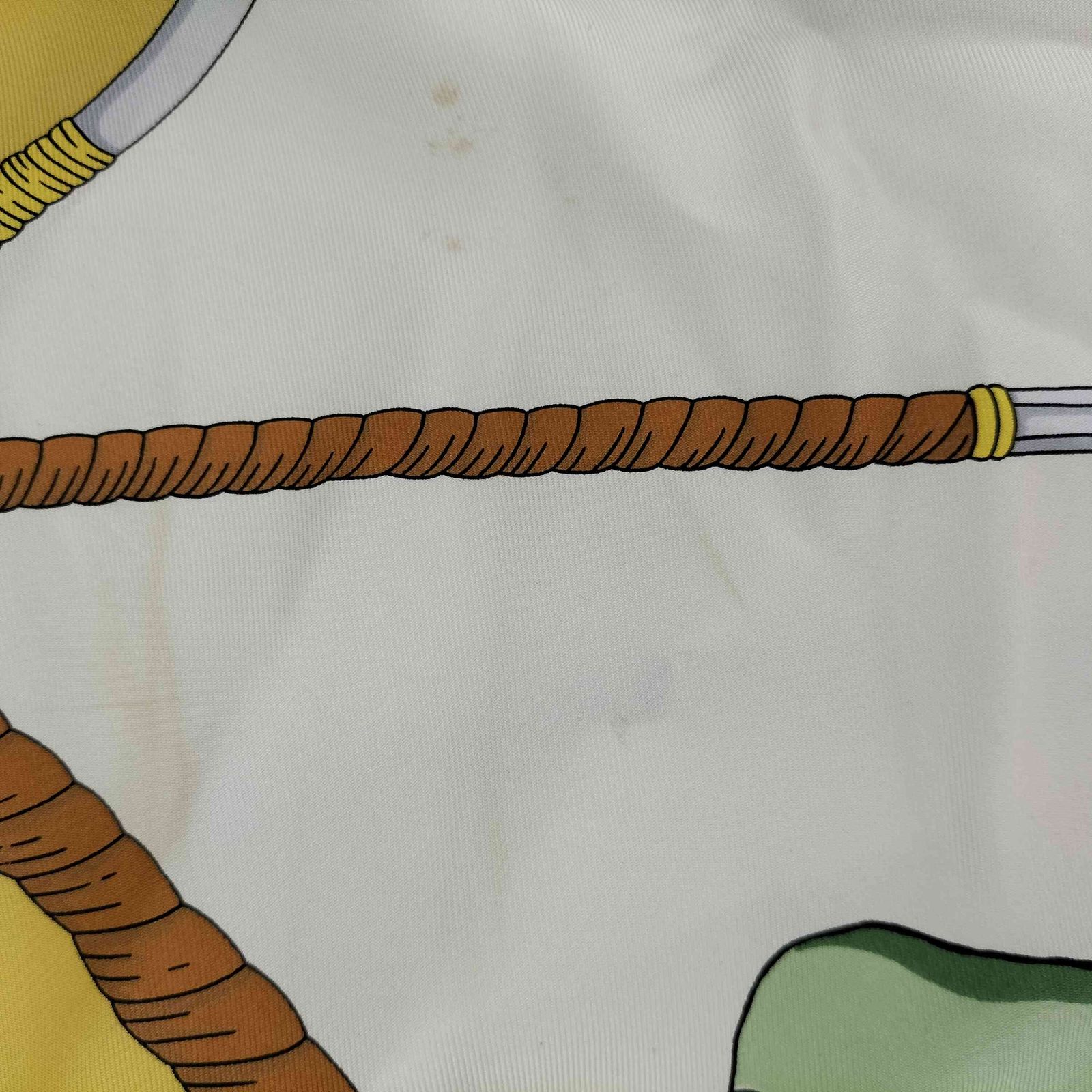 ユーズドフルギ USED古着 シルク100 キャラクタースカーフ レディース  