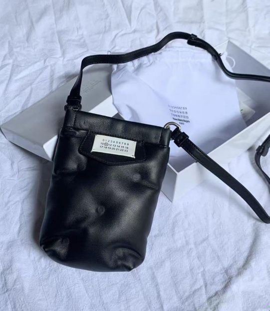 新品  Maison margiela メゾンマルジェラ  ショルダーバッグ カメラバッグ