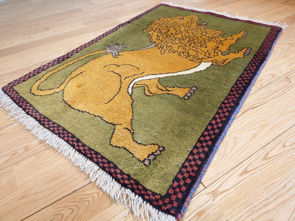 ペルシャ ギャッベ