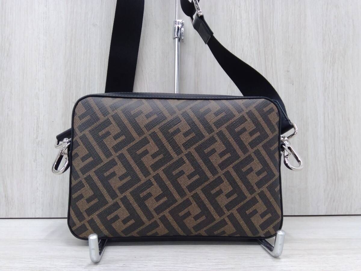 フェンディ FENDI ズッカ ショルダーバッグ カメラケース 黒×茶 保存袋付