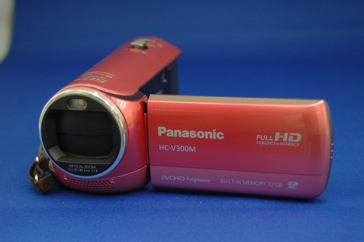 【P2104】 Panasonic HC-V300M ピンク パナソニック Amazon | パナソニック デジタルハイビジョンビデオカメラ V520