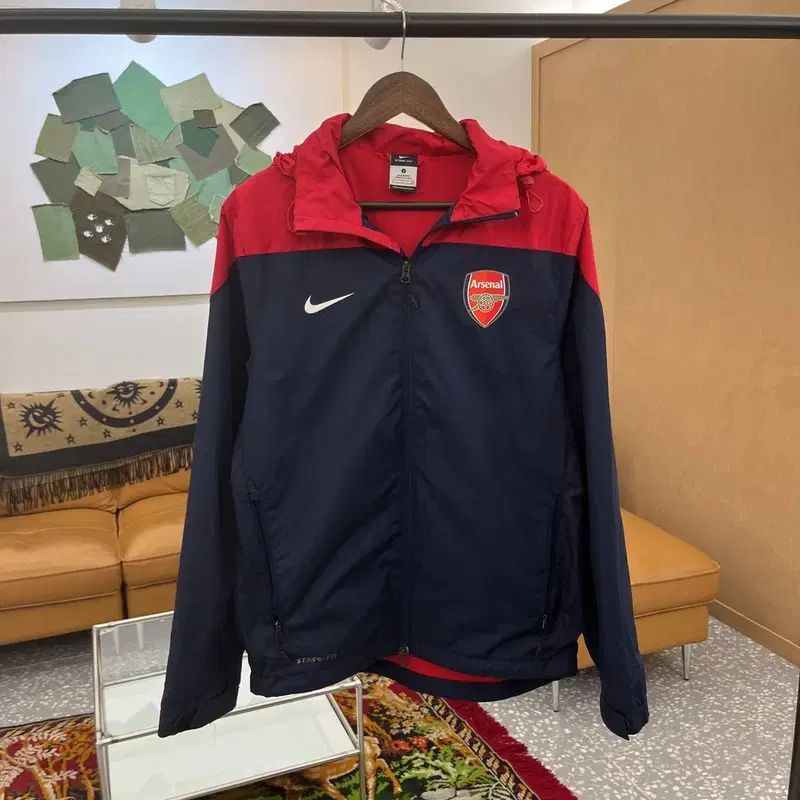 Nike ナイキ アーセナル サッカー ストームフィット ウインドランナー ウインドブレーカー 90 C05373