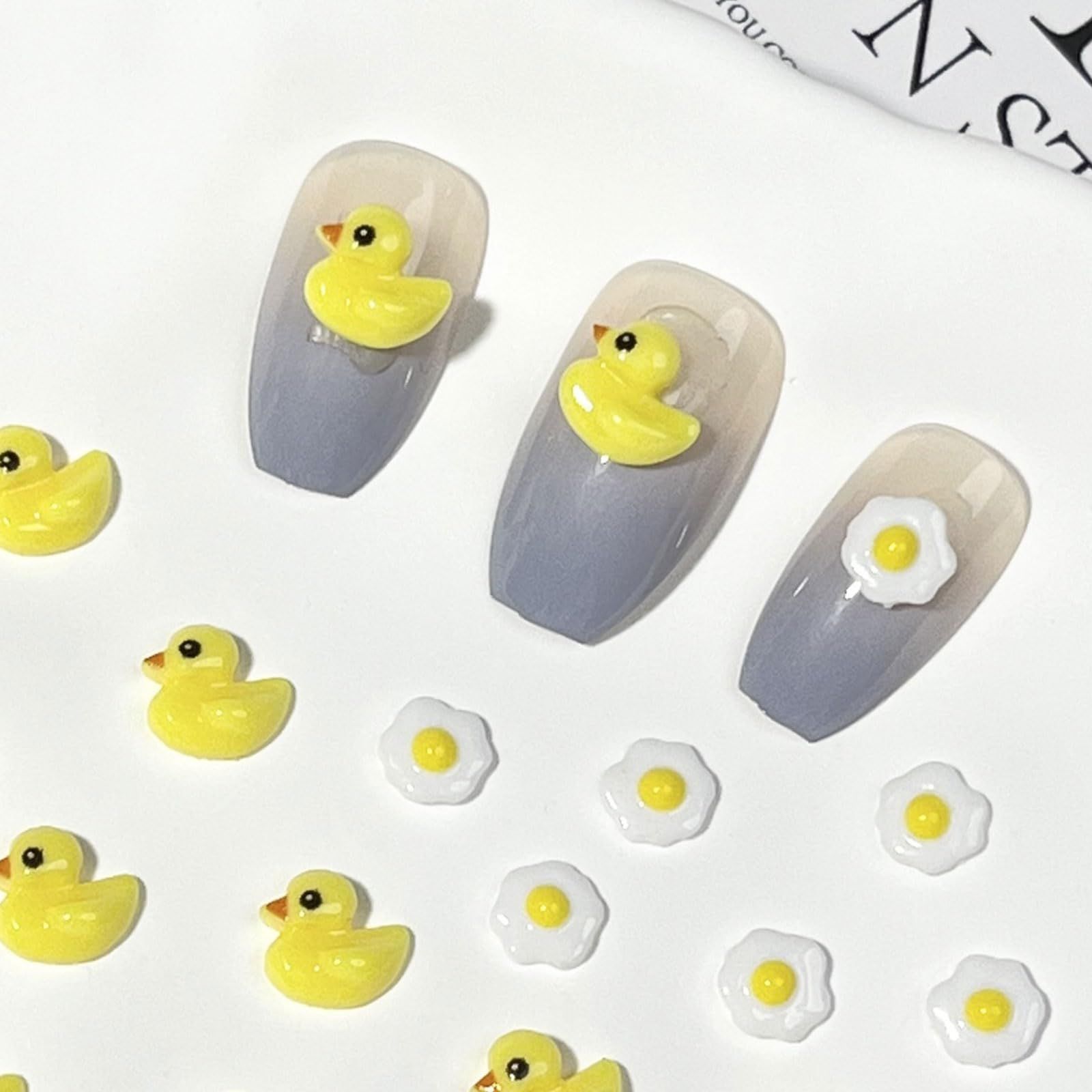 ネイルパーツ あひる うきわ あひるボート 3Dパーツ アヒルネイル 持ち込みパーツ(アヒル、浮き輪)のネイルデザイン｜ネイルブック
