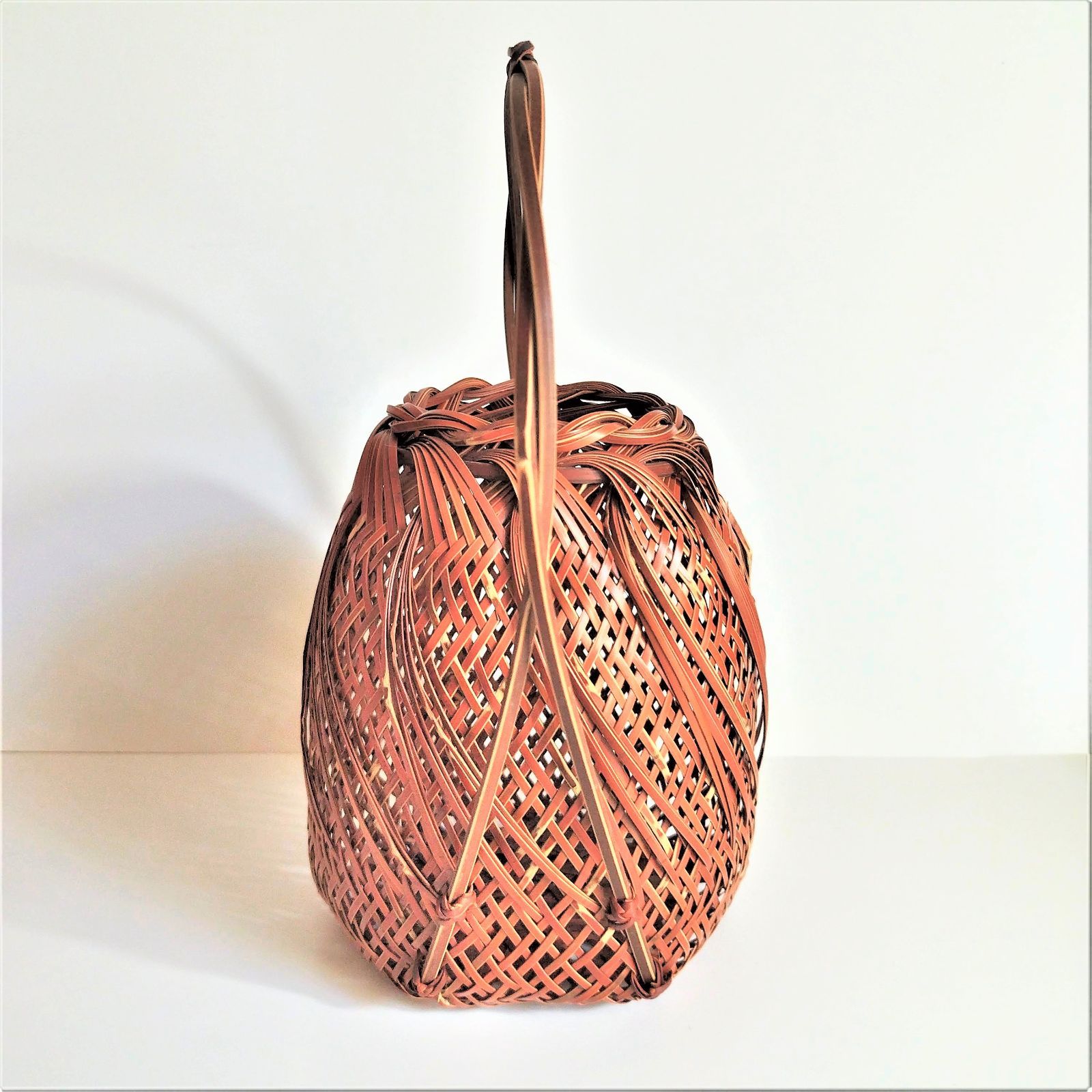 竹籠【未使用】花入 花器 竹かご インテリア 竹細工 竹製品 工芸