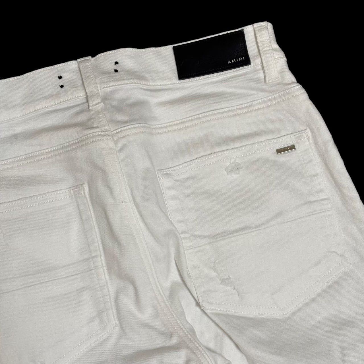 AMIRI アミリ ダメージパンツ 白 スキニー 長ズボン ジーンズ ダメージ