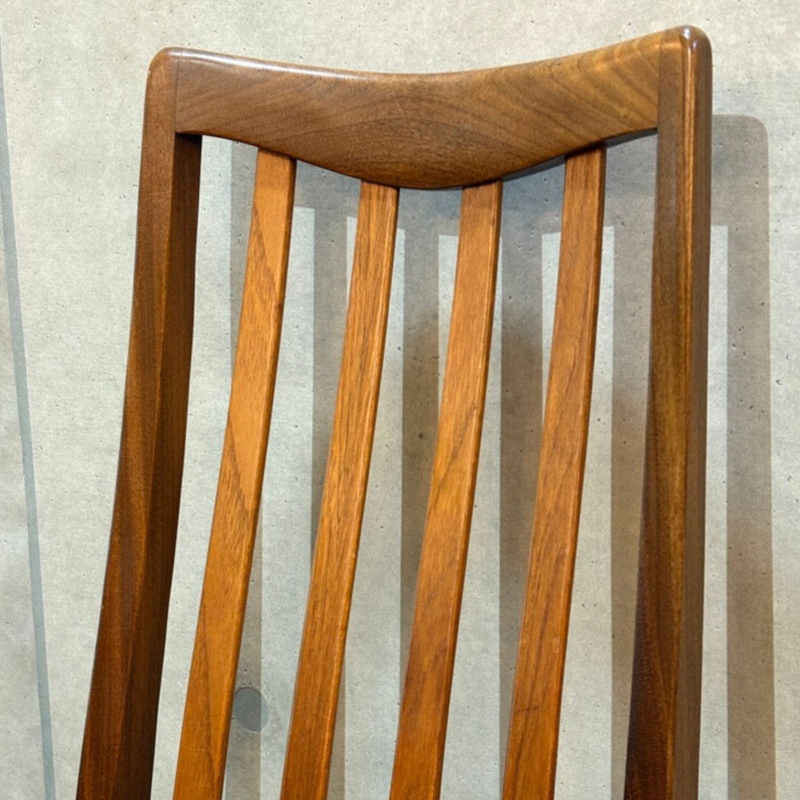 ダイニングチェア