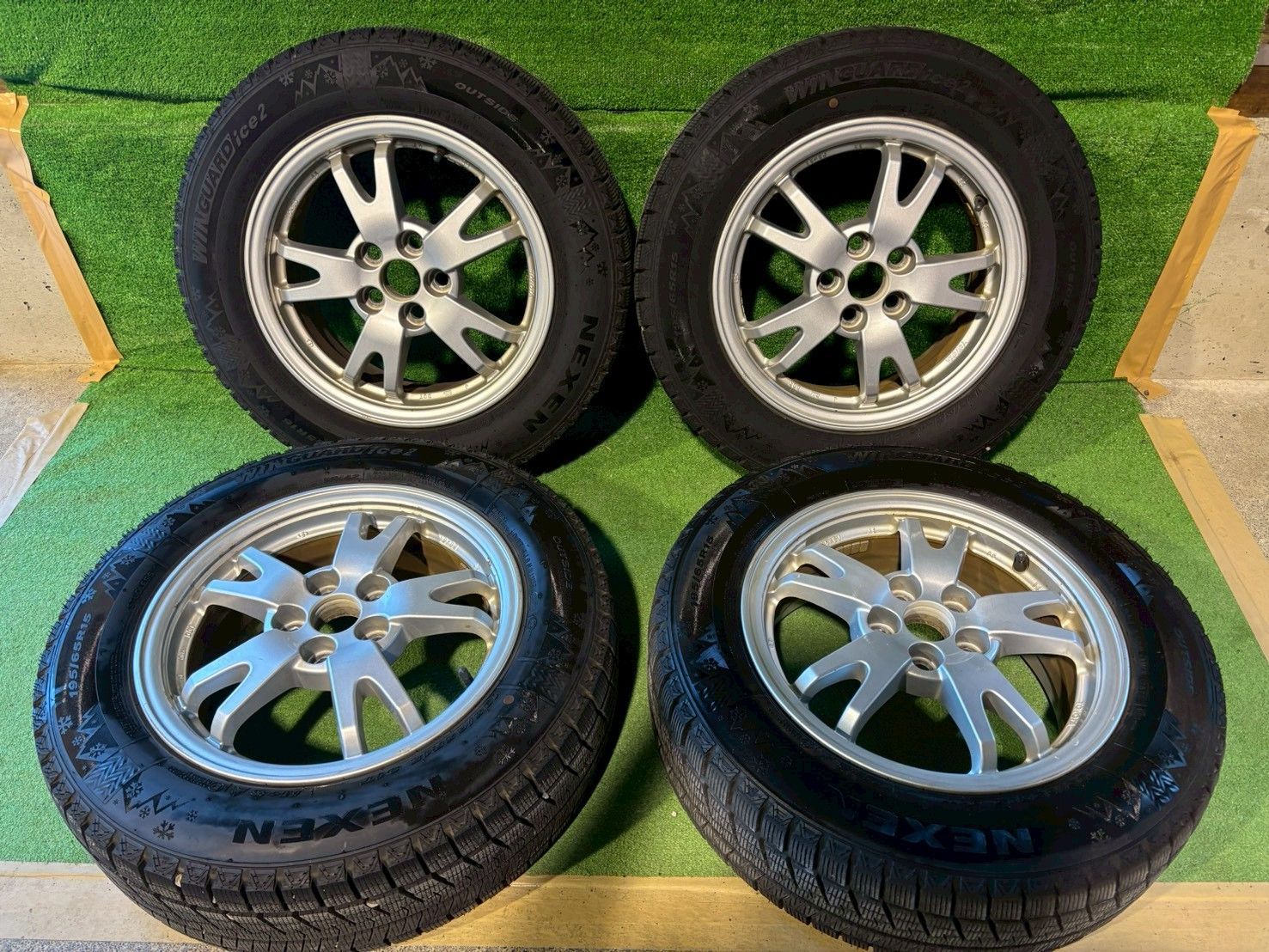 プリウス ZVW30前期 スタッドレスタイヤ純正ホイールセット 195|65R15 送料込み