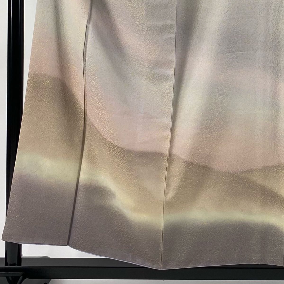 付下げ 身丈155cm 裄丈66cm M 袷 やまと 山 霞 ぼかし 染め分け 灰紫 正絹