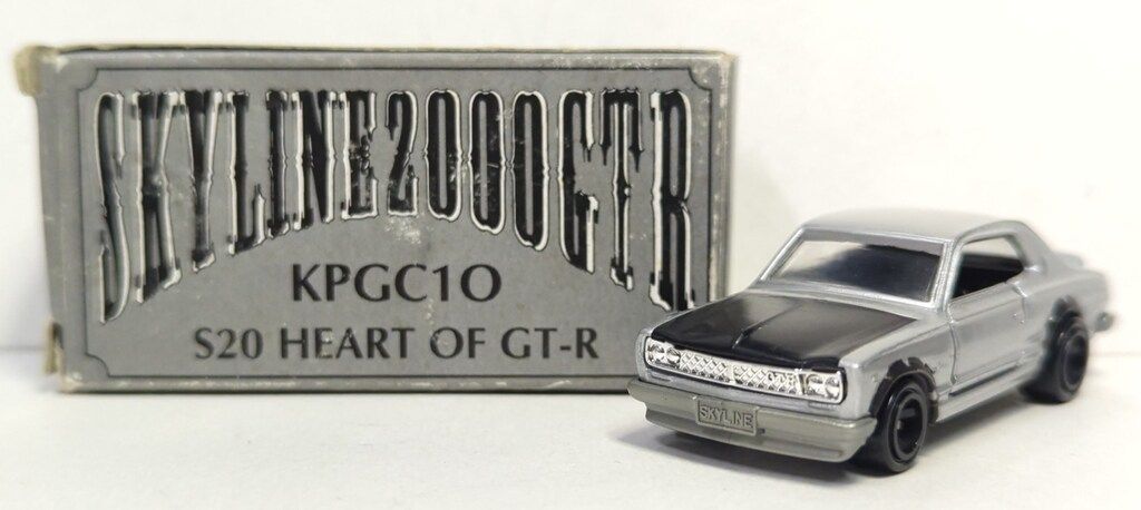 トミカ 21-2-5 スカイライン2000GT-R 黒箱付き シール未使用 USED