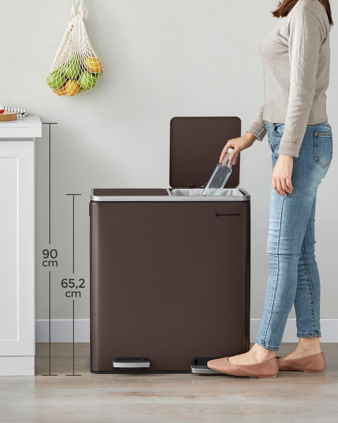 ランニング 人気商品 ペダル式 2x30L ゴミ袋付き インナーバケット二つ ステンレス 2分別 密閉 音無し おしゃれ ダストボックス スリム 室内 ゴミ箱 キチン 蓋付き SONGMICS ブラウン LTB60BR