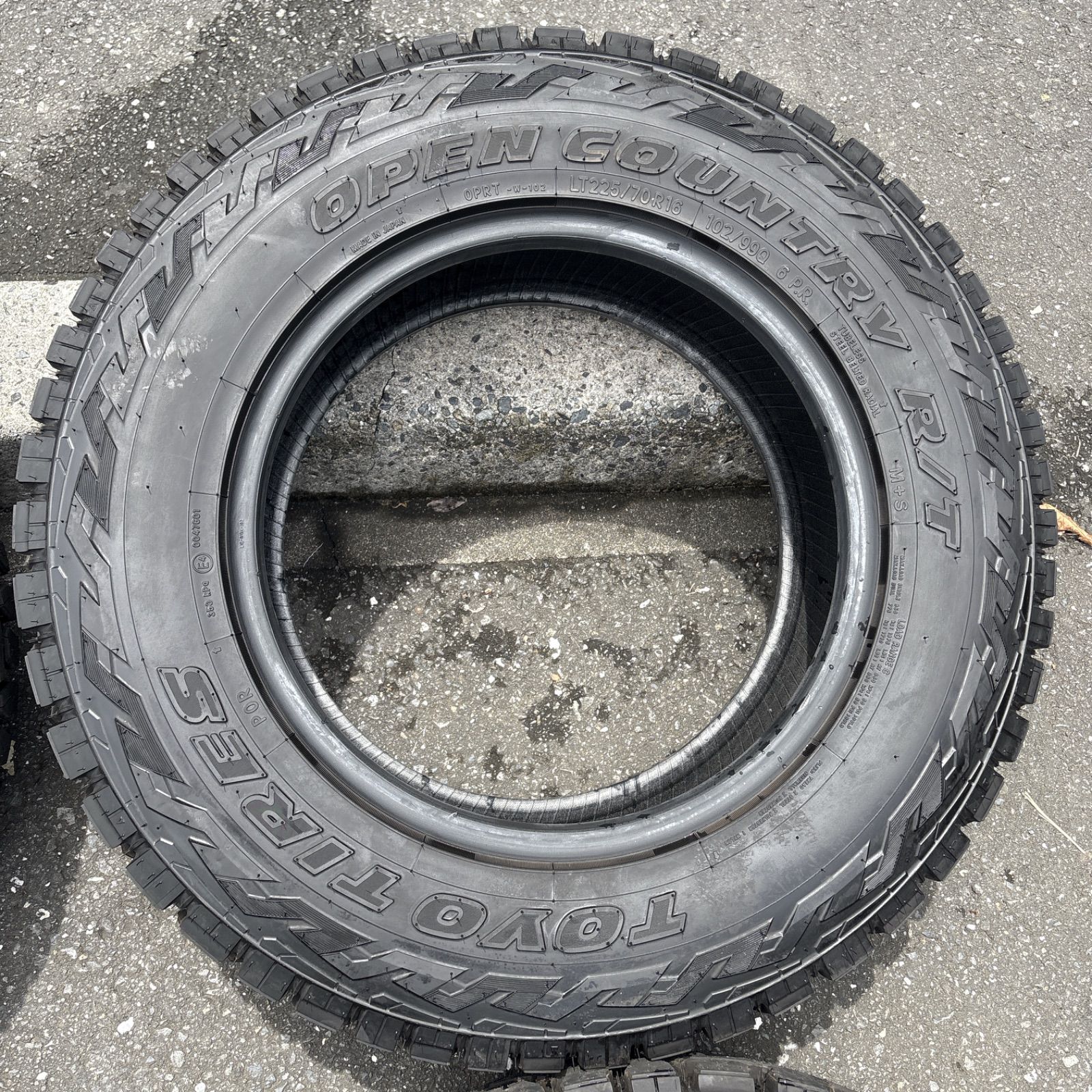 トーヨータイヤ