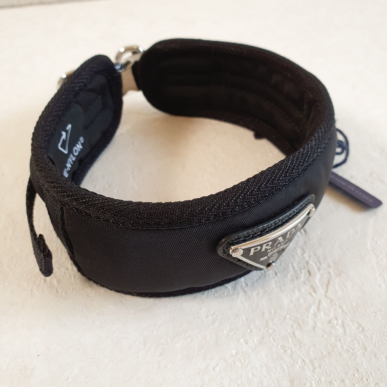 新品・未使用】 PRADA トライアングルロゴ ナイロンペットカラー