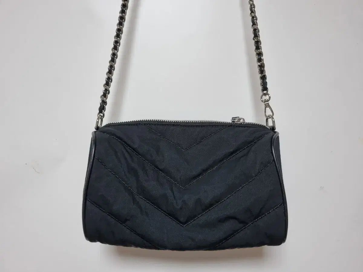 チェーンバッグ