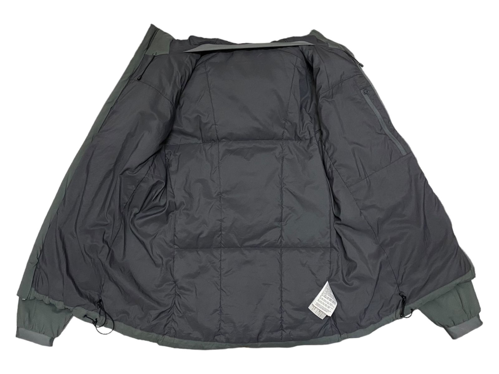 ARC’TERYX (アークテリクス) Atom AR Hoody アトムARフーディー 中綿ジャケット 24105-129829 S グレー メンズ/078 ARC'TERYX Arcteryx アークテリクス Atom AR Hoody Mens 24105