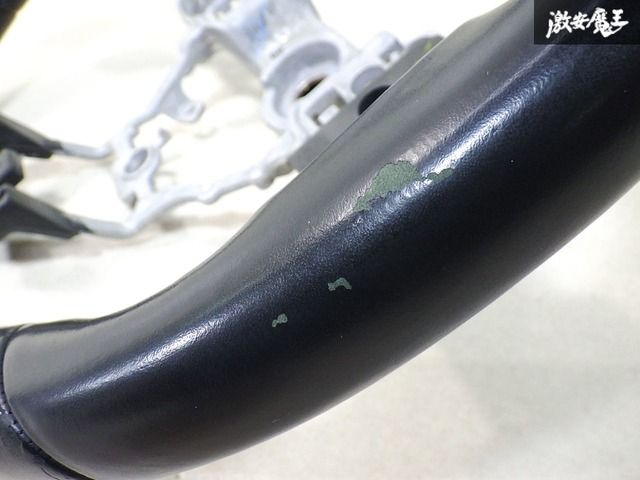 ホイール 青ステッチ