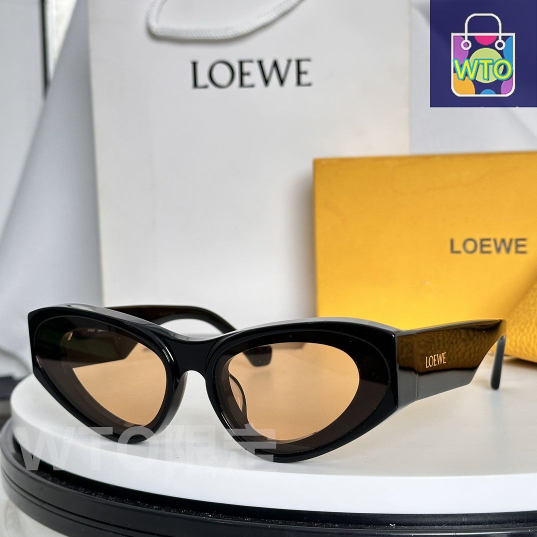 Loewe サングラス Loewe Signature Square Mirrored Sunglasses | Neiman Marcus