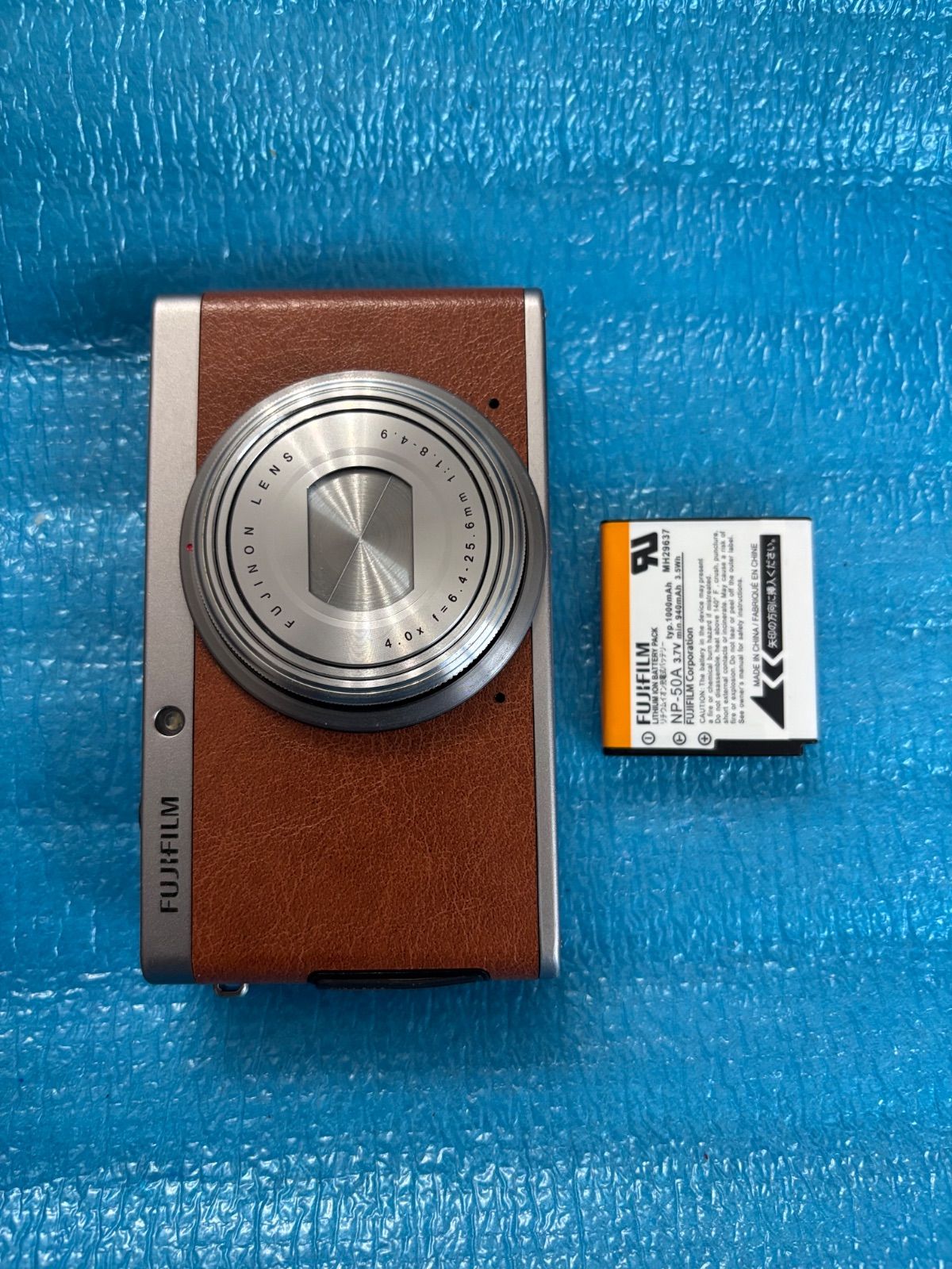 FUJIFILM XF-1 コンパクトデジカメ レッド