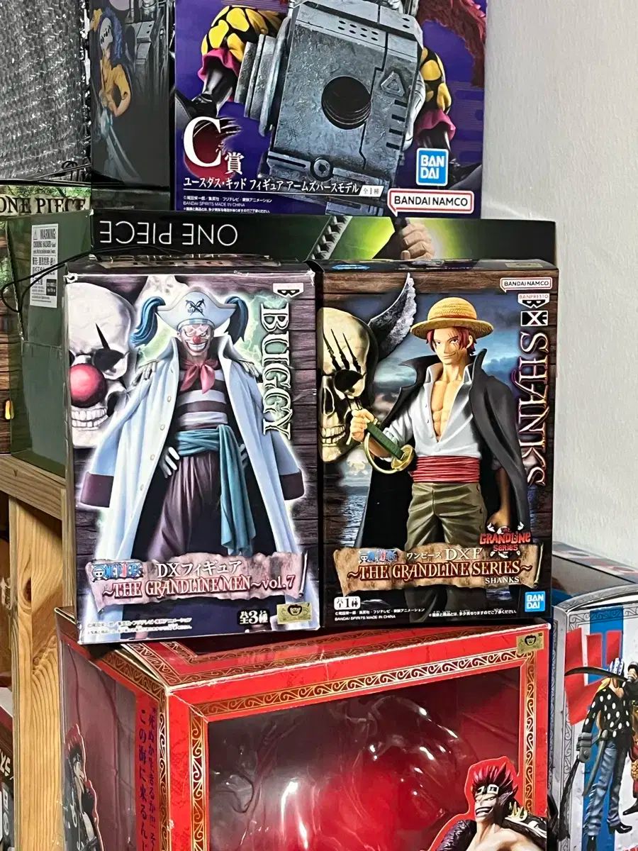 ONE PIECE（ワンピース） DXF シャンクスと バギー - メルカリ