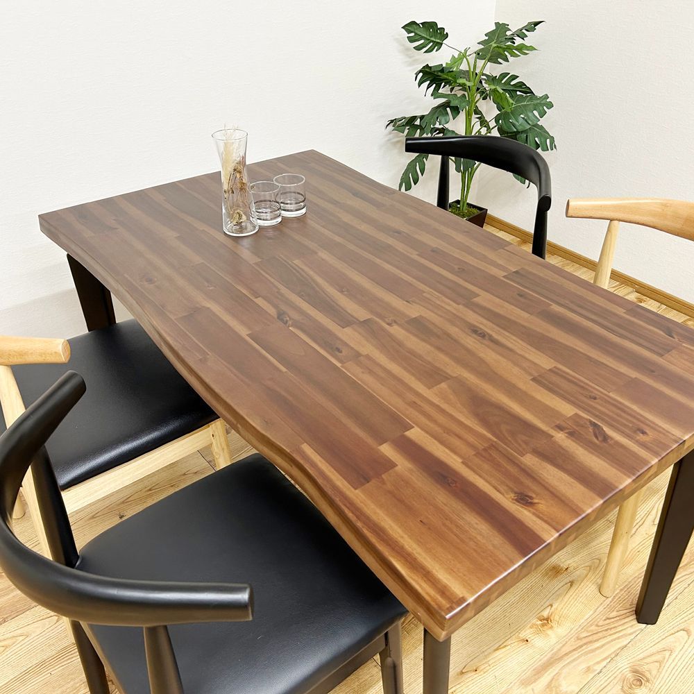 アカシアの天然木使用の古木風ダイニングテーブル！ 幅160 - メルカリ