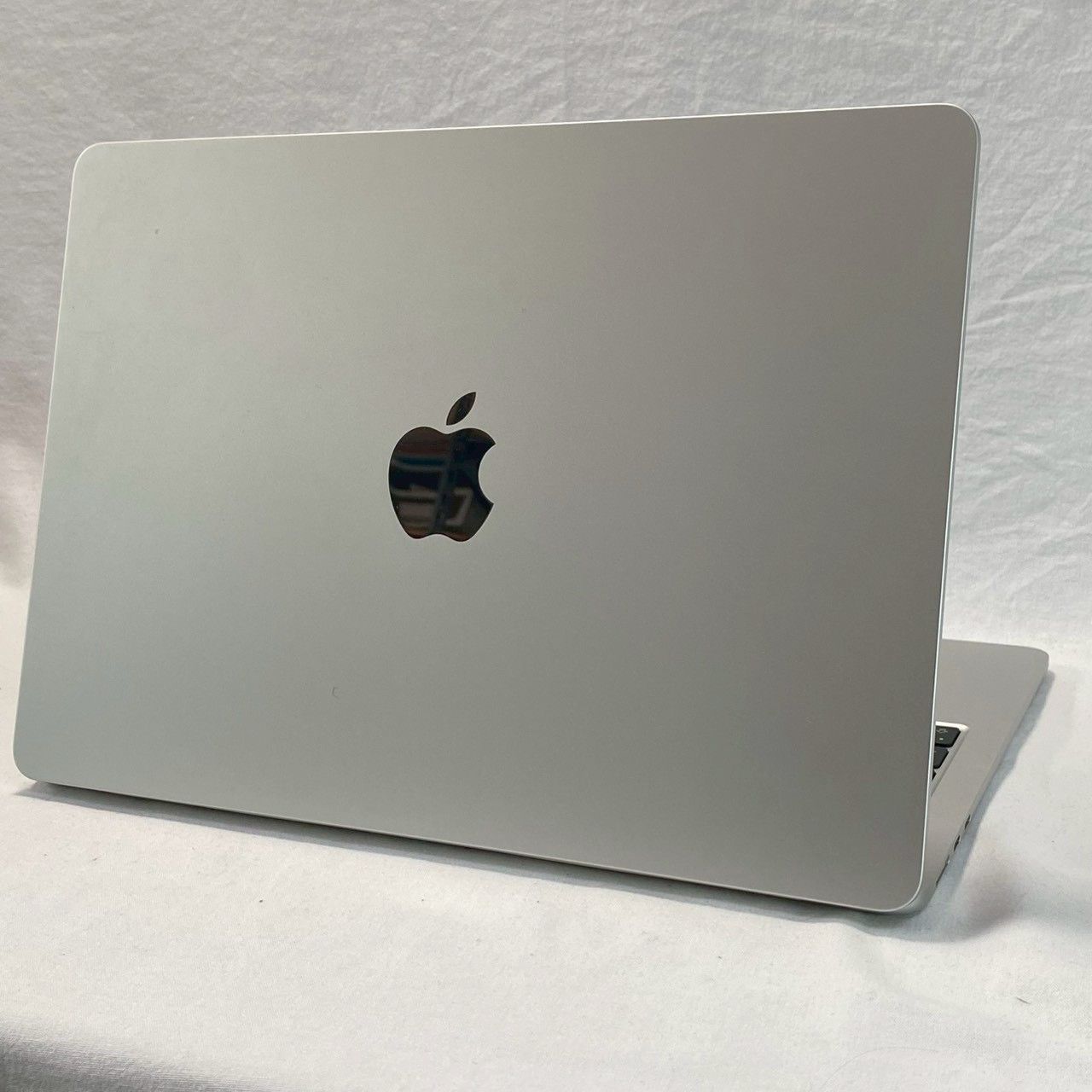 MacBook Air M2 2025 A2681 13.6型 8GB 256GB バッテリー94 No.4121