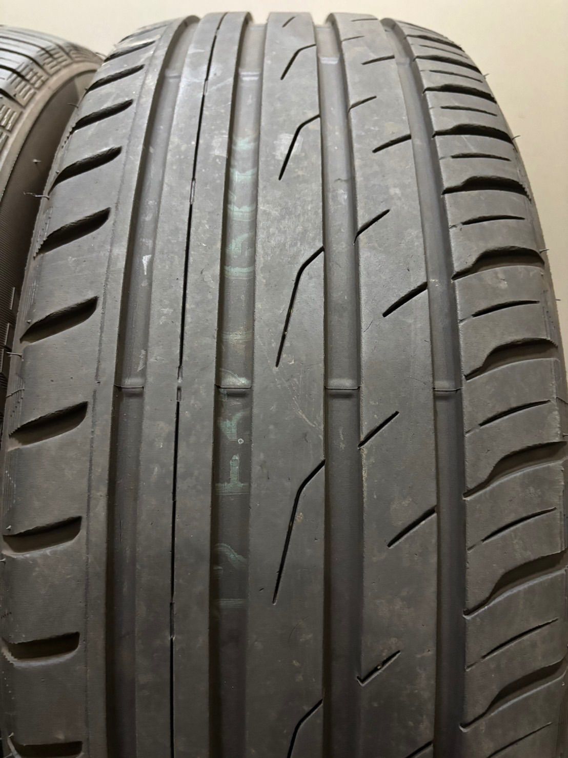 ☆225/55R19 TOYO/PROXES CF2 SUV 17年製 夏タイヤ サマータイヤ