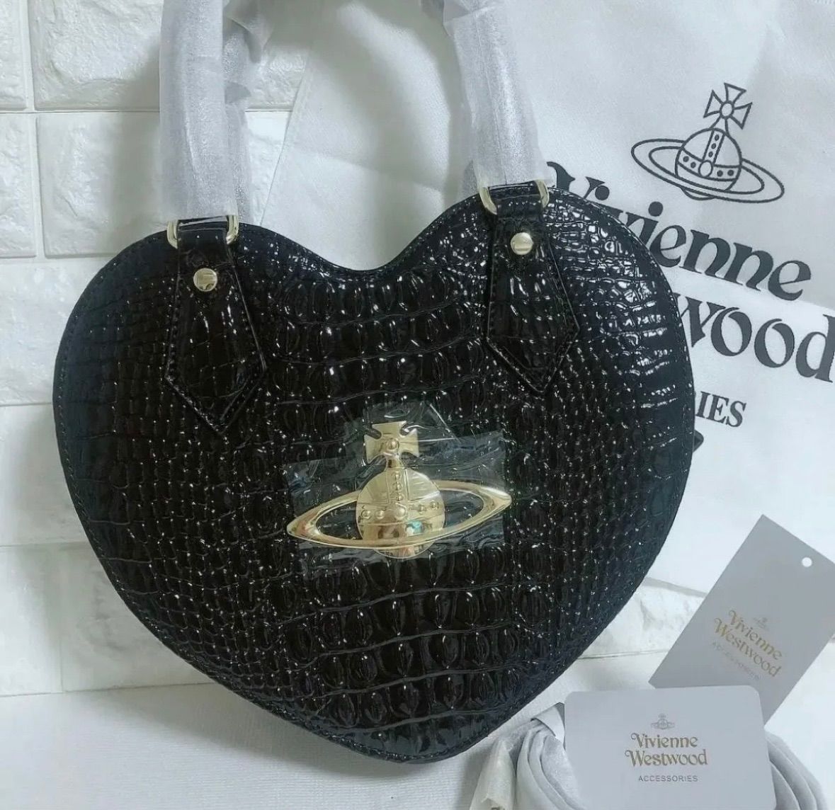 再入荷✨️【超大人気♡】新品 Vivienne Westwood ヴィヴィアン ハート 