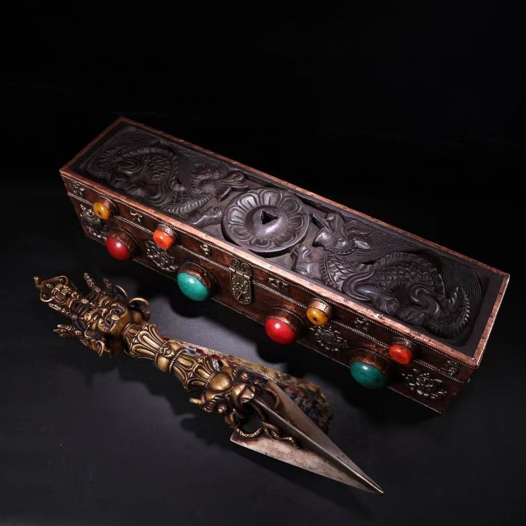 中国古美術・鏨刻细密彫・純銅鎏金降魔杵・镇宅辟邪・古仏具・佛教古美術・文房置物 中国古美術・鏨刻细密彫・純銅鎏金降魔杵・镇宅辟邪・古仏具