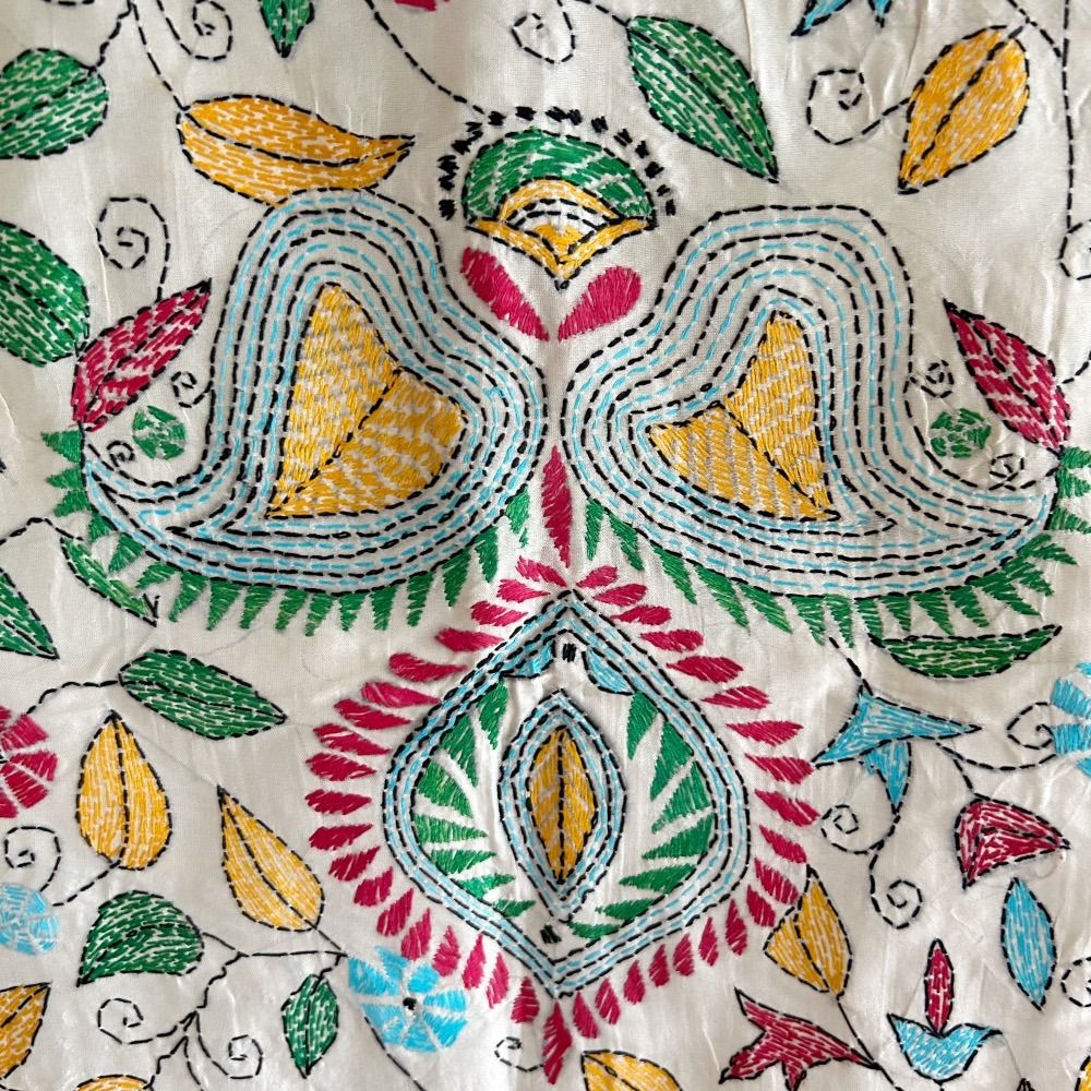 カンタ刺繍 ノクシカタ 手刺繍 シルクストール ボタニカル
