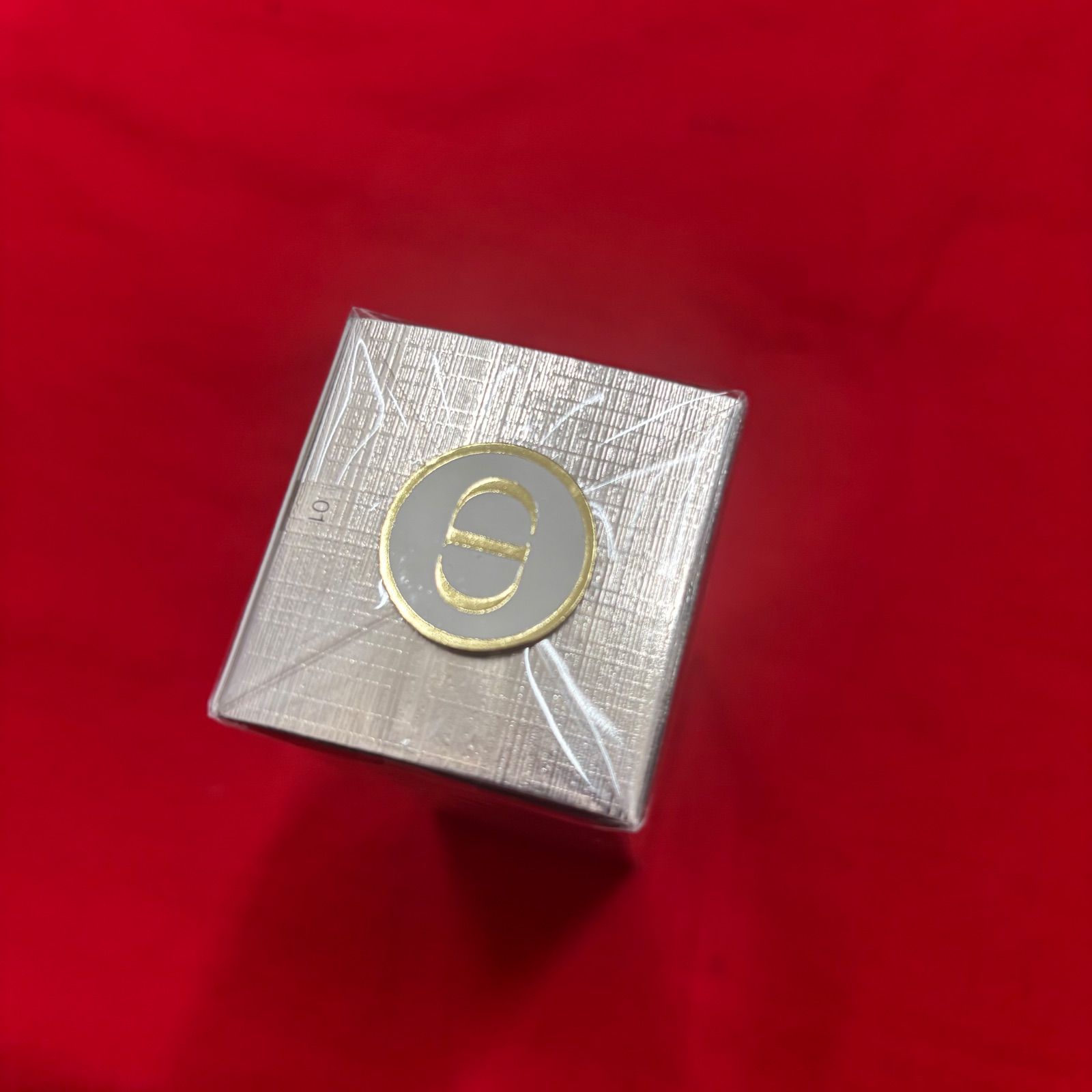 Dior プレステージ ホワイト ル プロテクター UV ルミエール BB 01 日焼け止め 化粧下地 30mL ディオール