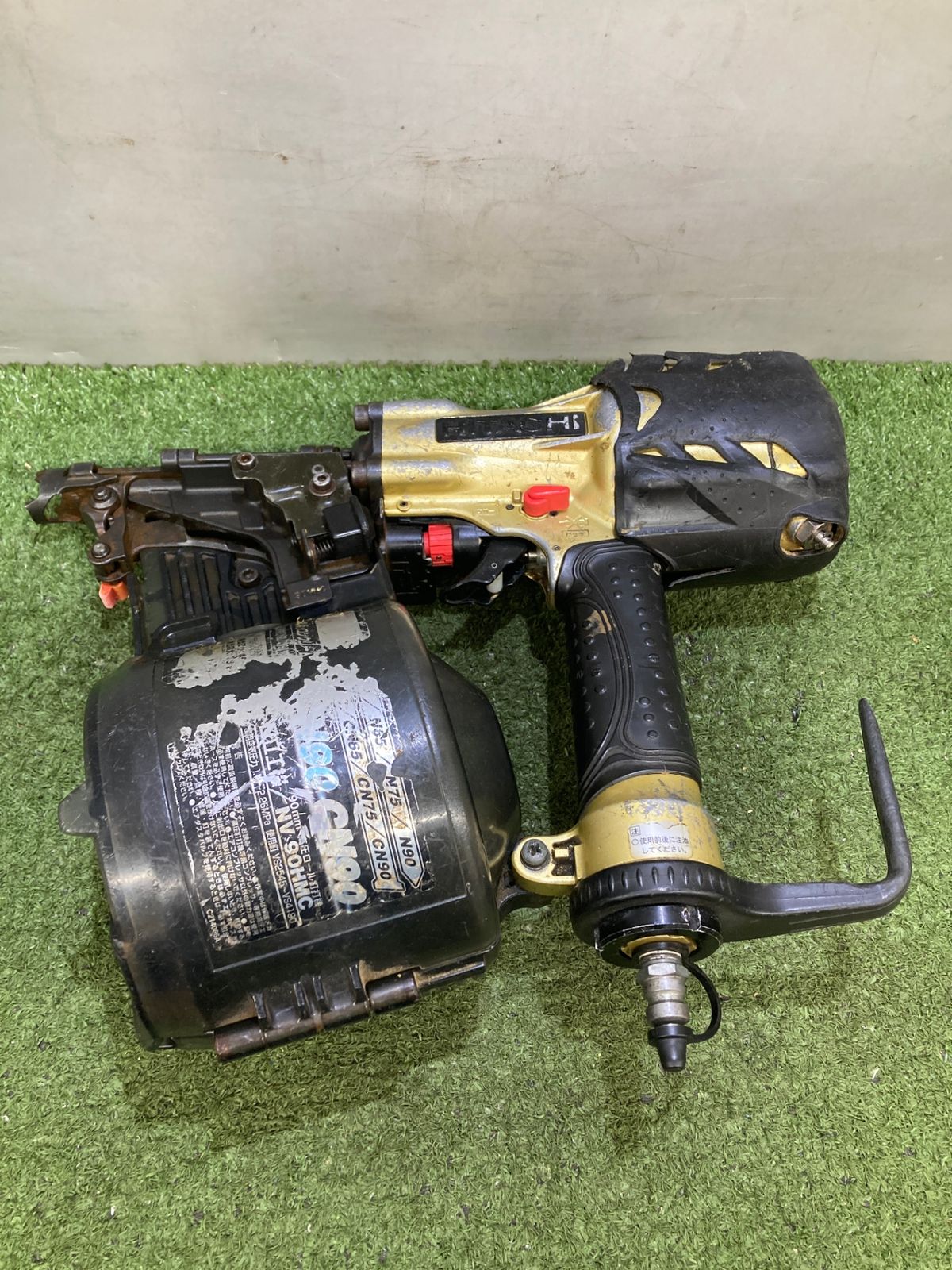 品 0921 HiKOKI 日立工機 90㎜高圧ロール釘打機 メタリックゴールド NV90HMC ITMMQH31I4HG