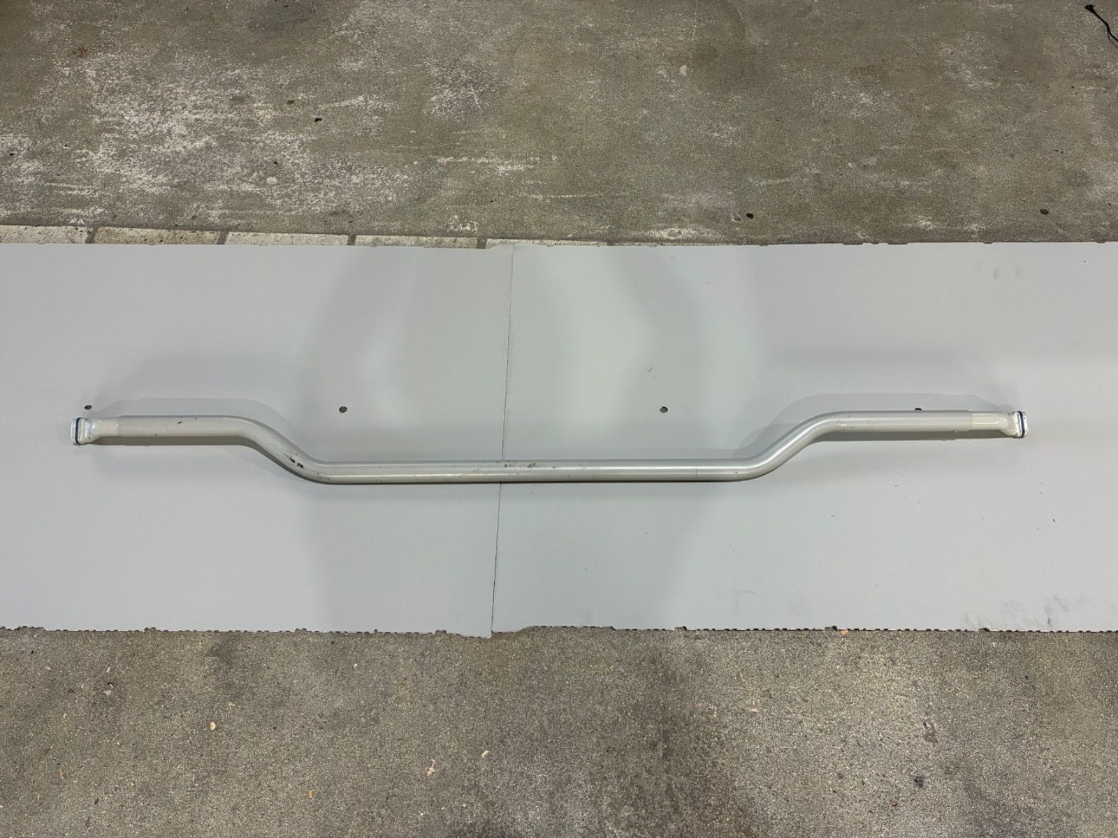 ヒトリエ ラババンセット セパレートバー ハイエース レジアスエース 保護棒 200系