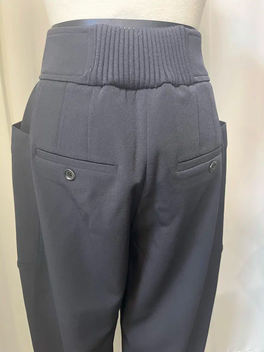 2021 年制度 黒 ワイド パンツ 64cm 総丈 90 ウエストゴム 35 DECORATOM_COM_BR