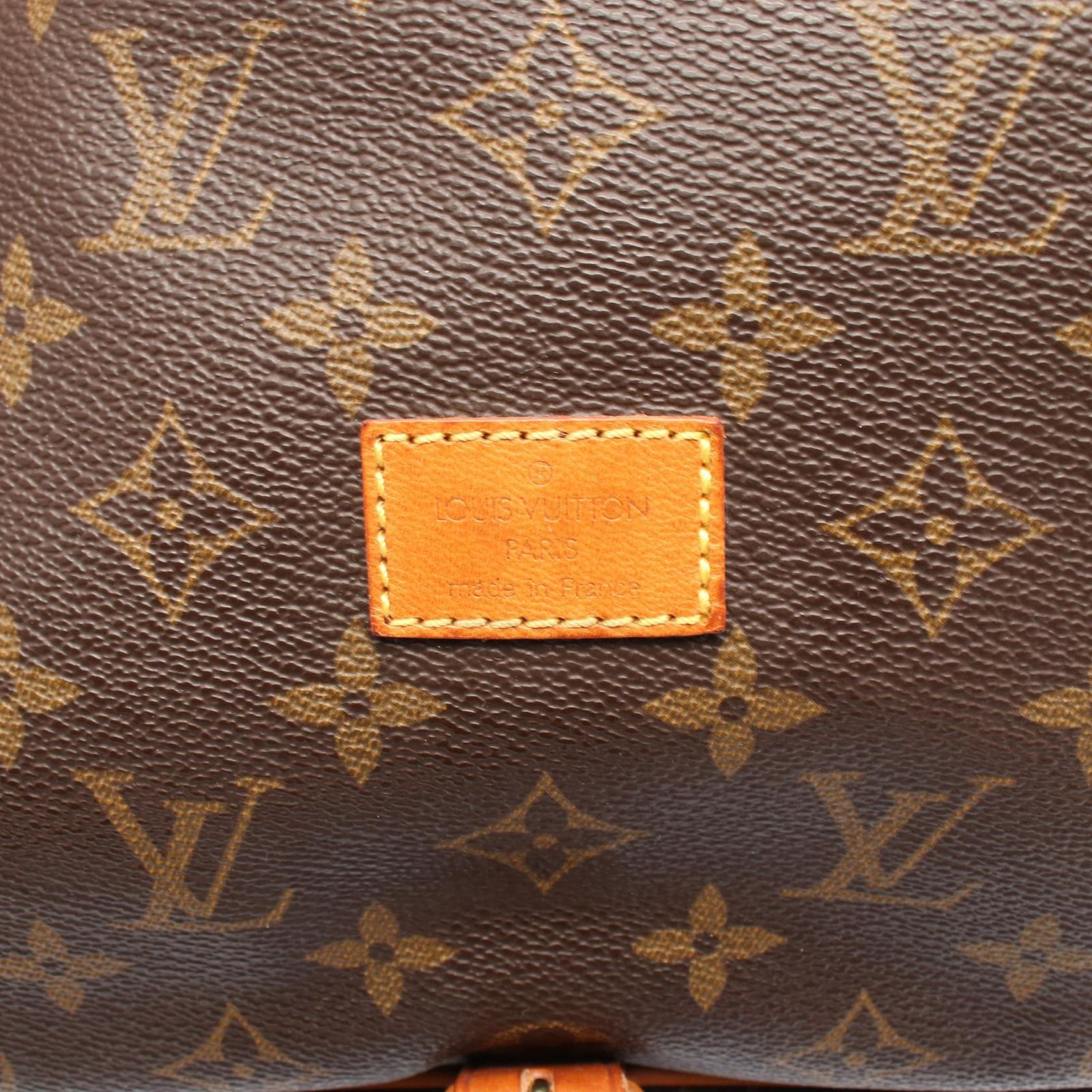 ルイ・ヴィトン LOUIS VUITTON ショルダーバッグ ソミュール30 M42256  