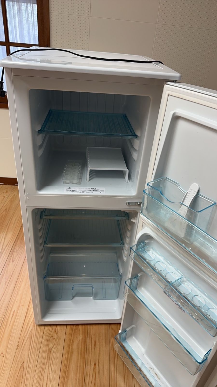 194 Abitelax 2ドア冷蔵庫 AR-143E 138L アビテラックス