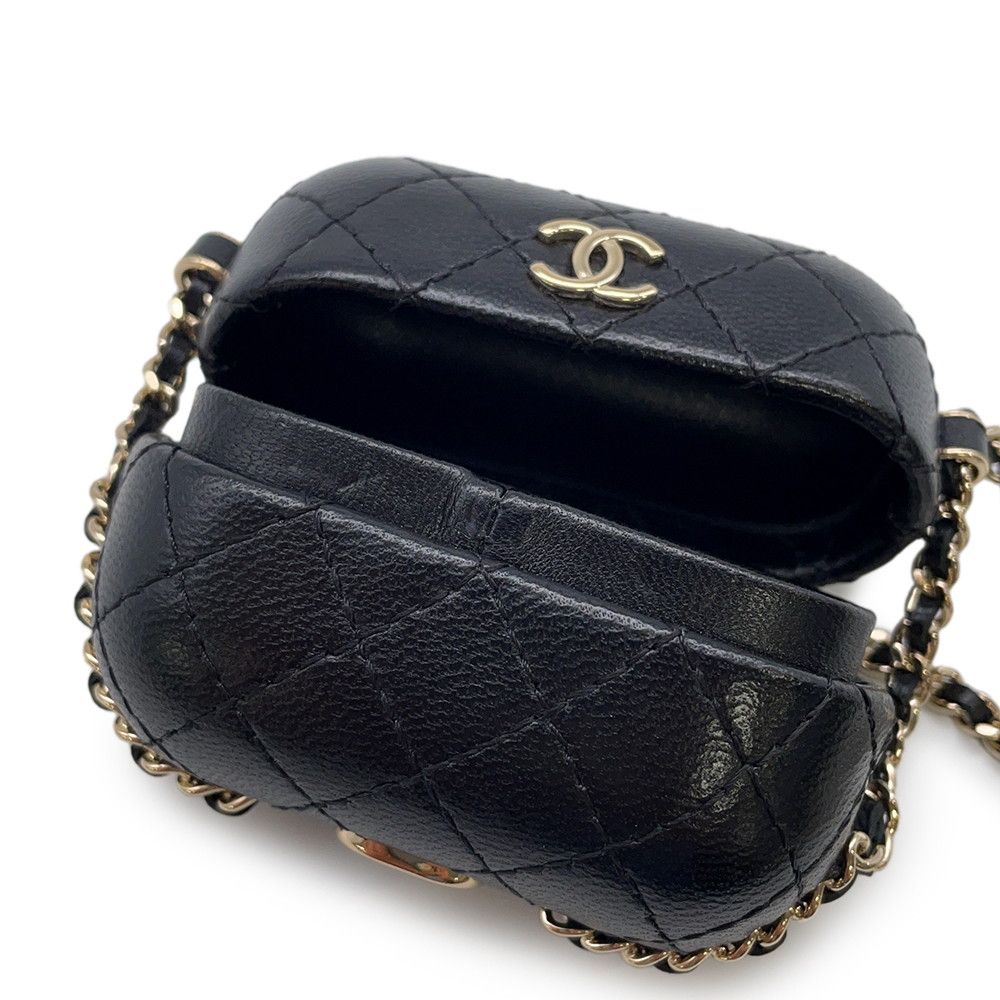CHANEL イヤホンケース