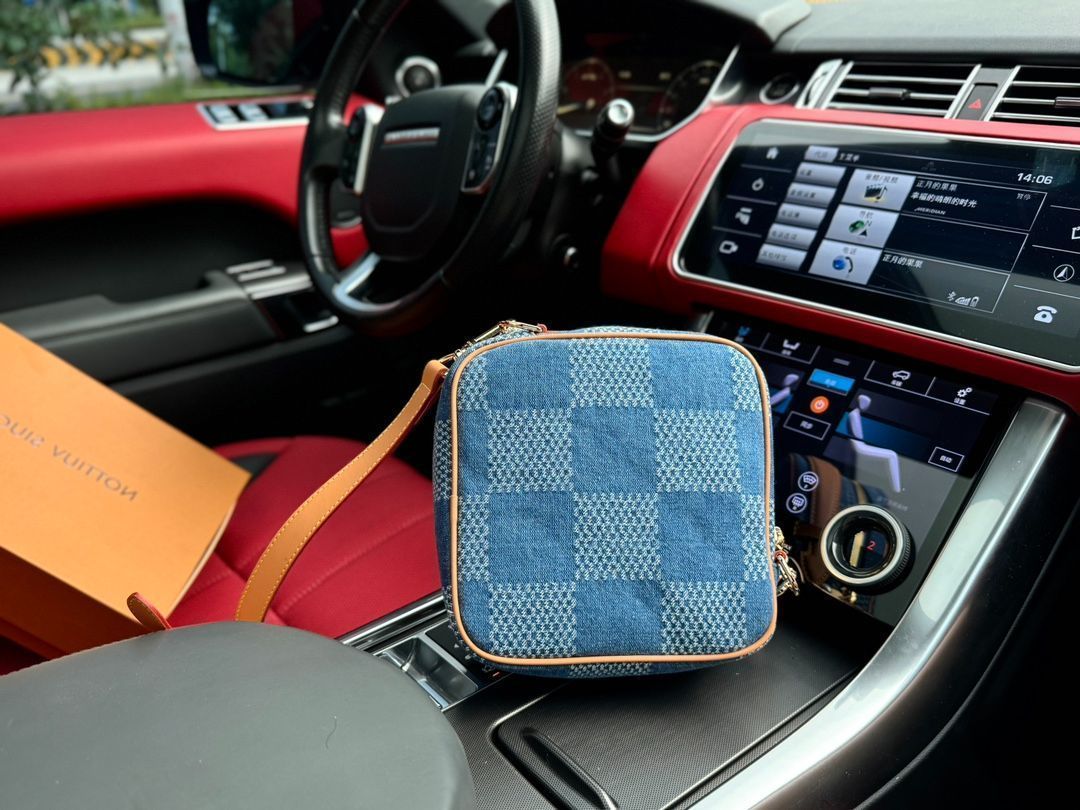 ショルダーバッグ ブリーフケース