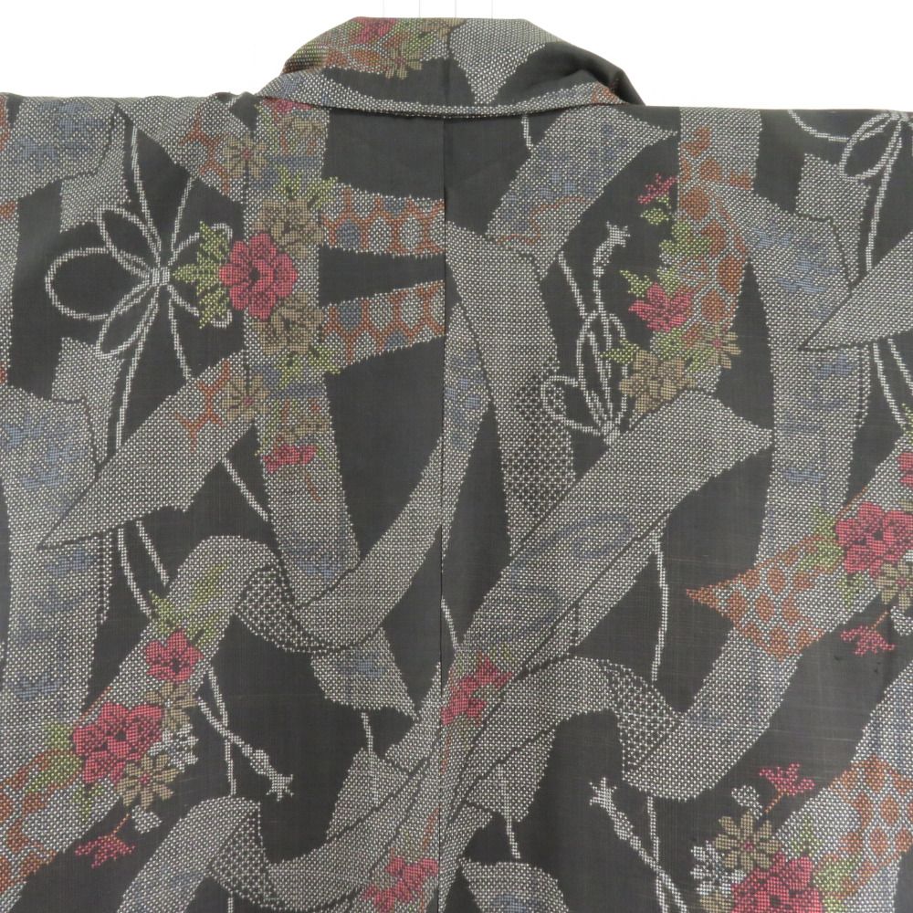 紬 着物 大島紬 熨斗に花模様 茶色ｘ赤色 正絹 袷 広衿 カジュアル 仕立て上がり着物 身丈163cm 【キモノオフ野々市若松店】 楽天市場】紬 着物 大島紬 熨斗に花模様 茶色x赤色 正絹 袷 広衿