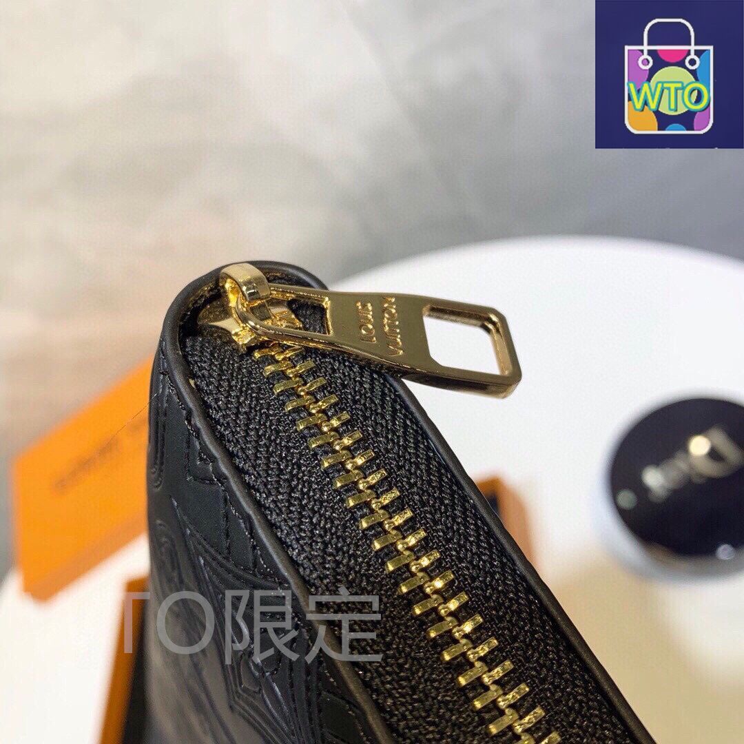Louis Vuitton】今日特価！黒色 19x10cm 牛皮圧花ポーチ 送料