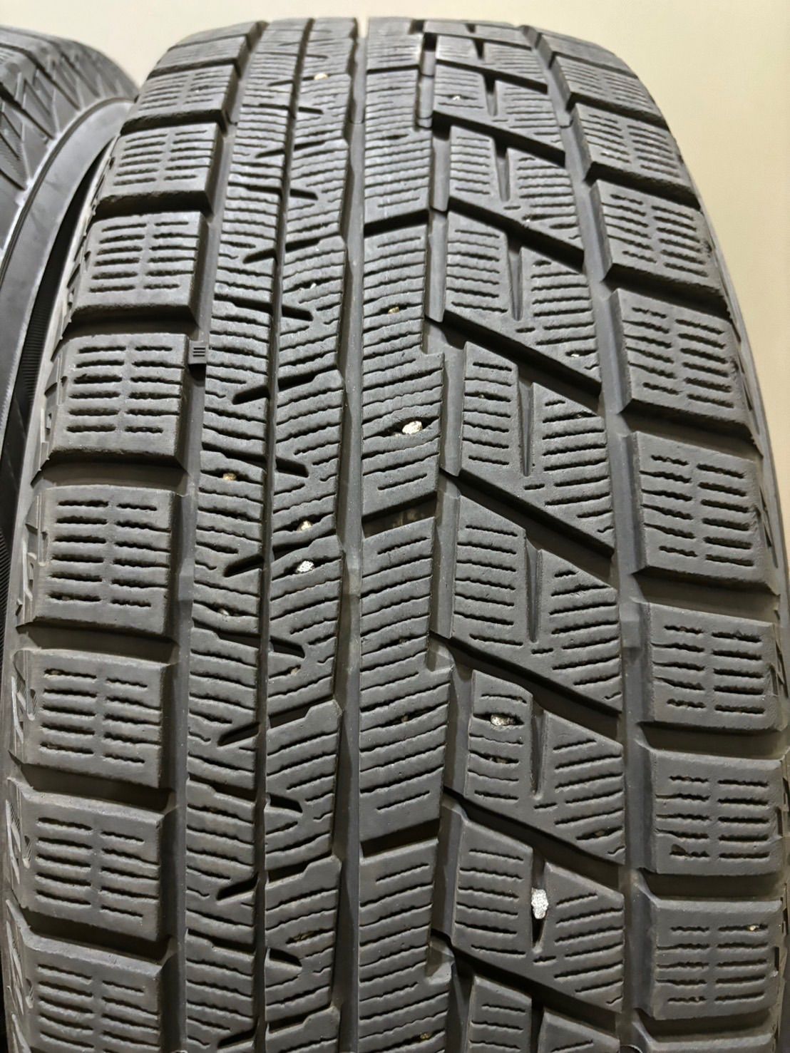 とっておきし新春福袋 バリ山ヨコハマIG60 4本セット 215/60R17 タイヤ・ホイール