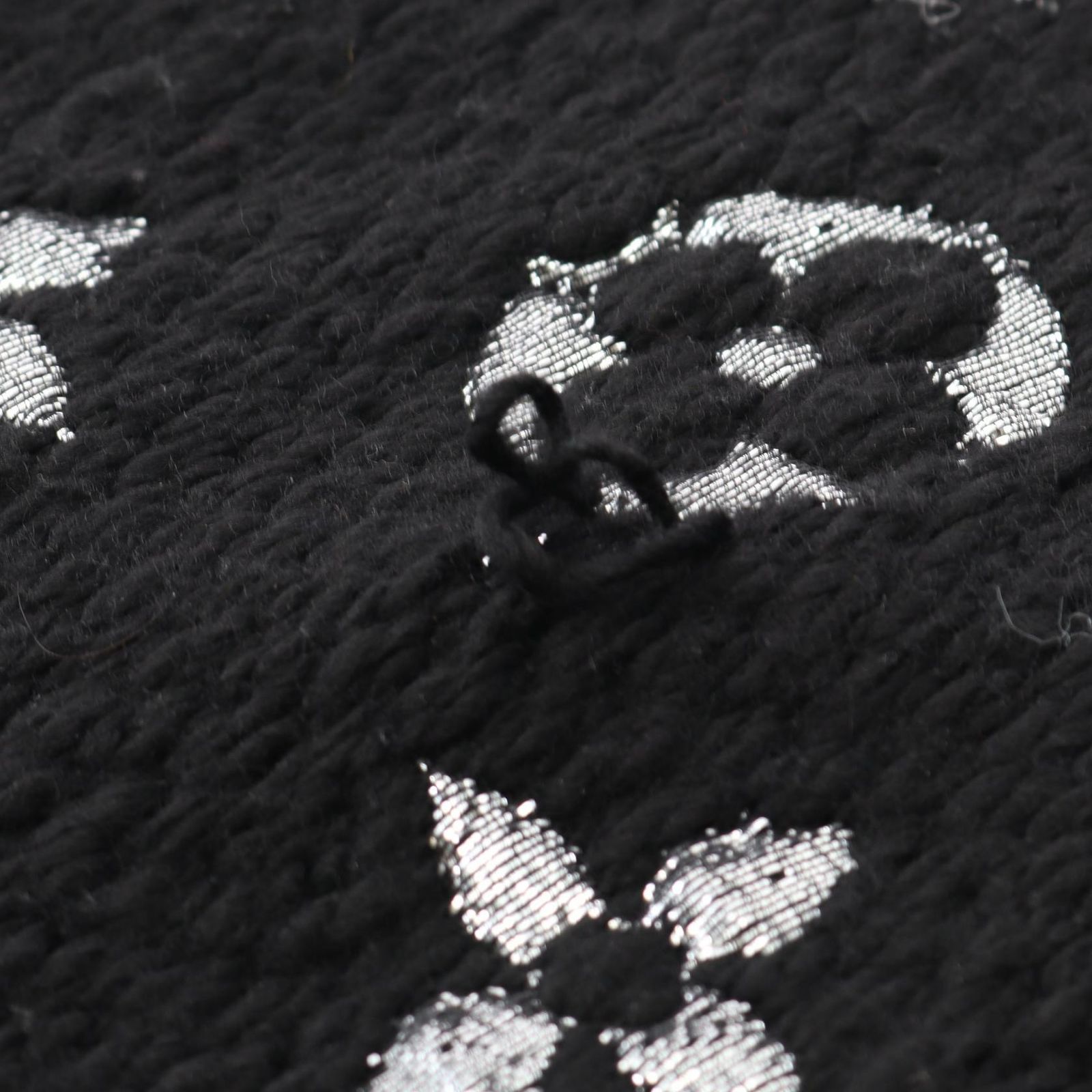 ルイ・ヴィトン LOUIS VUITTON マフラー エシャルプ ロゴマニア