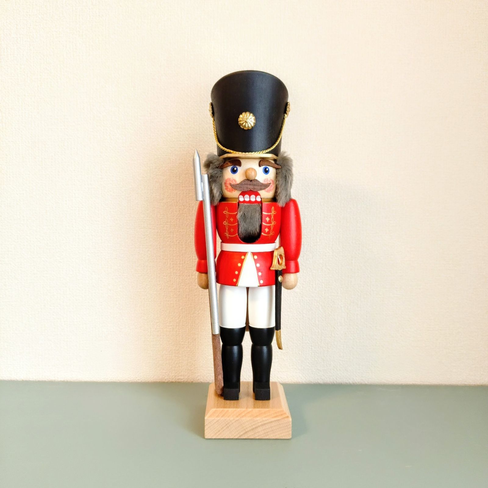 くるみ割り人形 兵隊 ドイツ工芸品 木製 ドイツ雑貨 クリスマス飾り