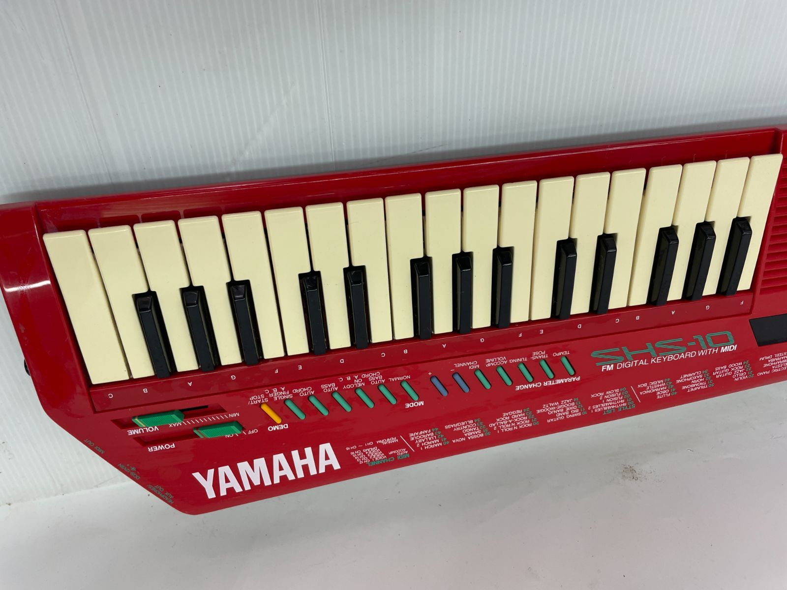 YAMAHA SHS-10 RED ショルダーキーボード 10c26 WWW_TRAVELLANDINDIA_COM